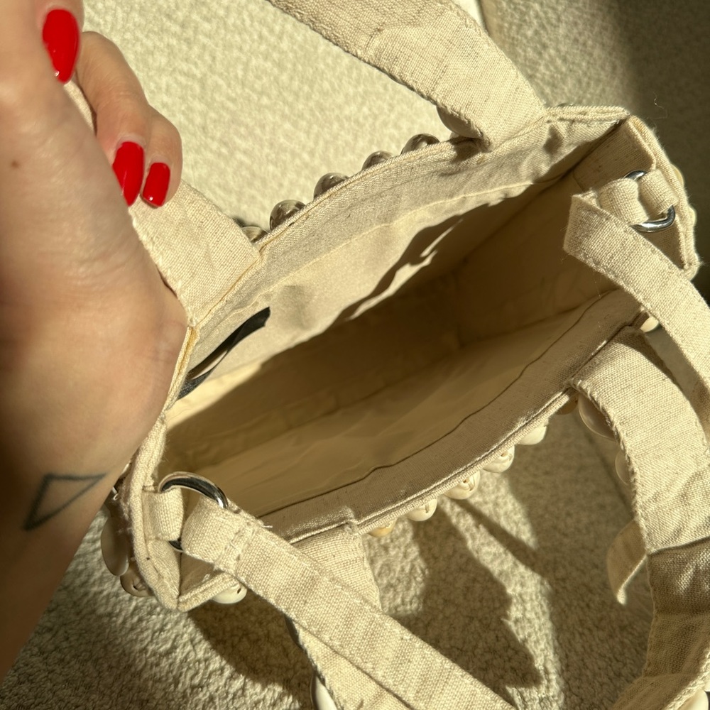 Seashell Handbag - Picture 5 of 6